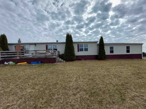 8662 Clear Ridge Rd, Clearville, PA 15535