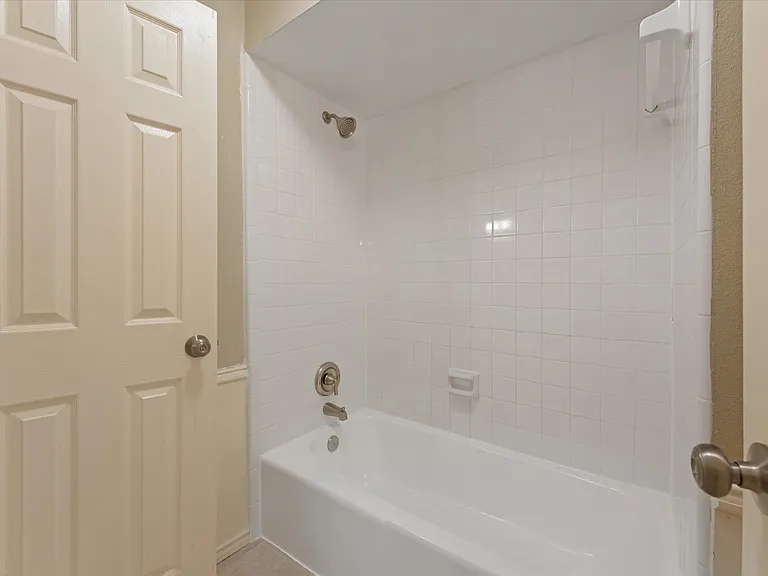 1617 Idyllwild Ct — Photo 9