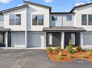 15611 SE Meadowlark Ln, Portland, OR