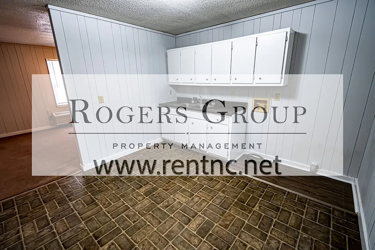 Building Photo - 428-430 Ridley St