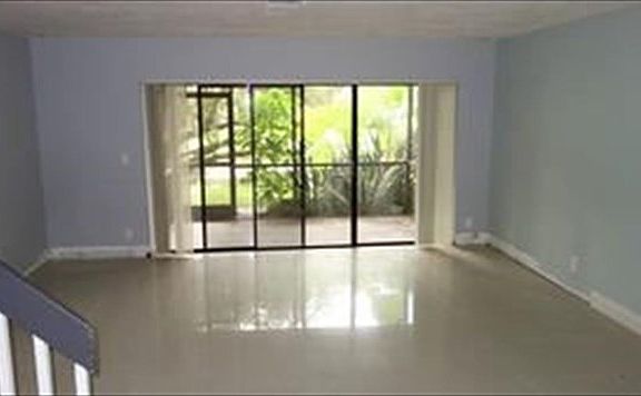 3rd image of 3693 Carambola Cir N