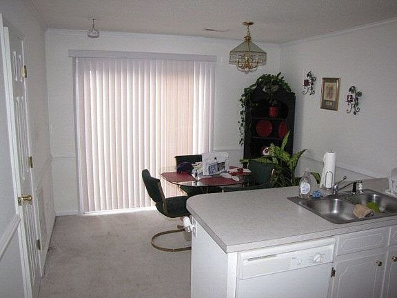 2nd image of 3902 Sterling Pt Dr Unit Cc1