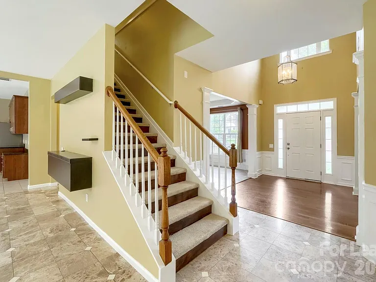 1907 Arbor Vista Dr — Photo 4