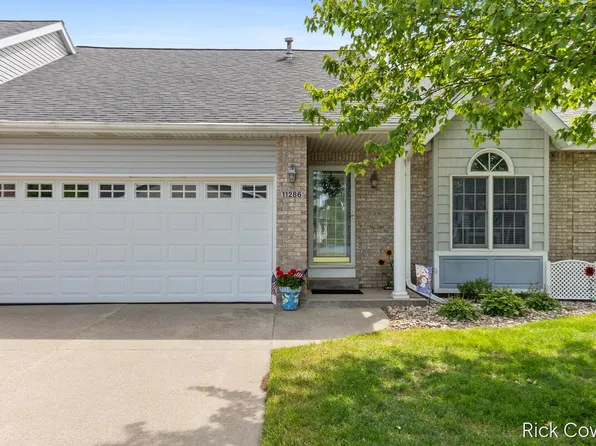 11286 Blue Heron Pkwy #24, Holland, MI 49424