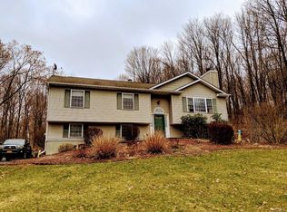 45 Kings Rd, New Windsor, NY 12553