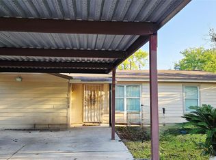 5231 Lyndhurst Dr, Houston, TX 77033