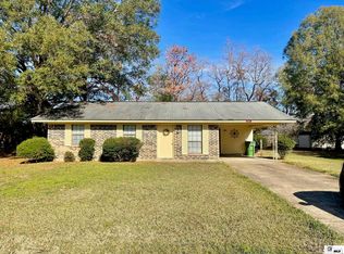 811 Kennon Dr, Winnsboro, LA 71295