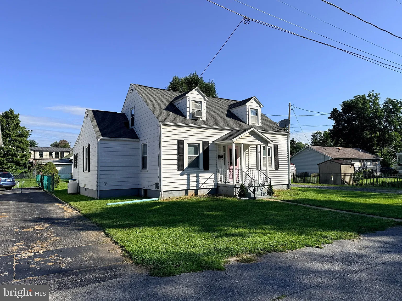 3 bed, 1669 sqft, $1,800 — Photo 2