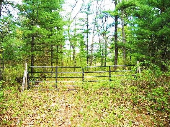 2nd image of 1364 County Road H E