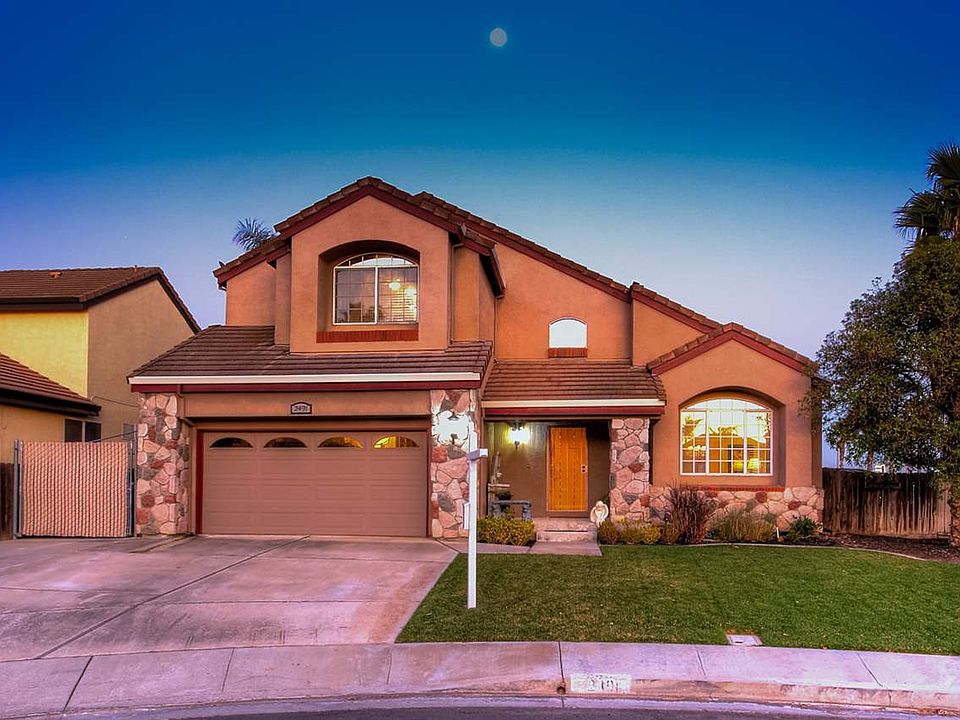 1st image of 2491 Cove Pl