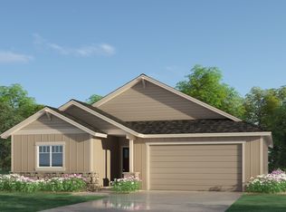 483 NW 30th St, Redmond, OR