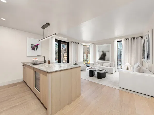401 West 37th Street image 1 of 15