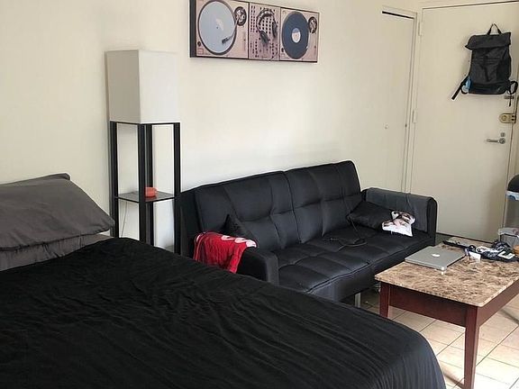 3rd image of 25 Market St #1B