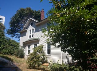 1010 E Spruce St, Seattle, WA 98122