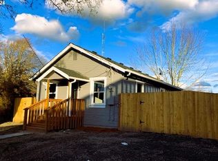 308 NW 3rd Ave, Kelso, WA 98626