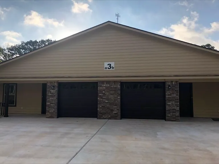 12103 Interstate Highway H Service Road W 20 S #3B — Photo 1