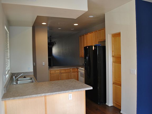 5th image of 4200 N 82nd St #2000