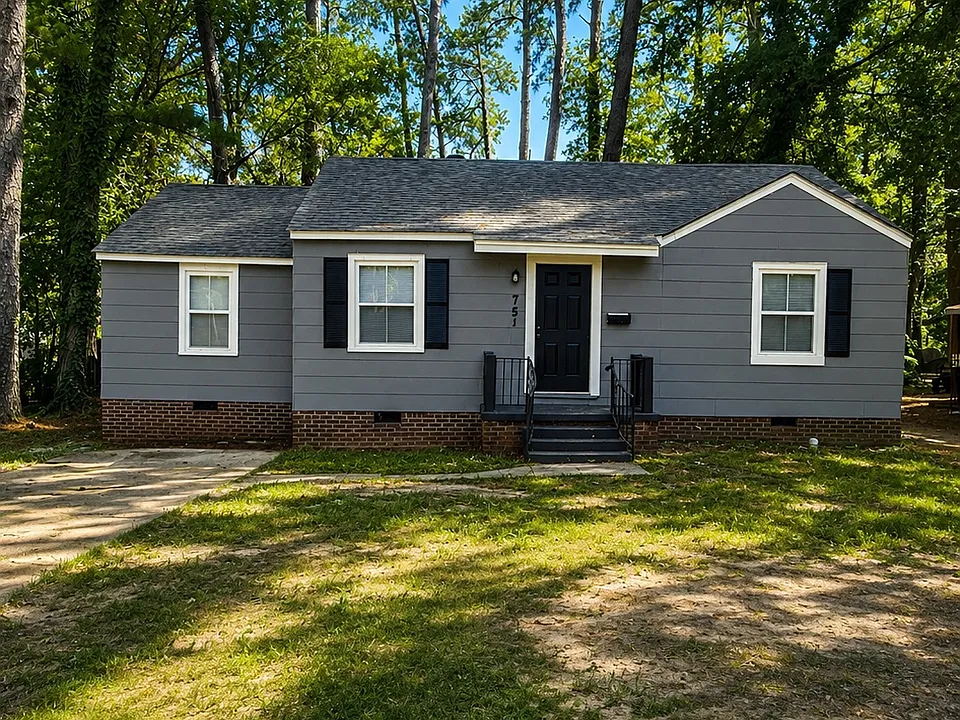 751 Woodbury Rd