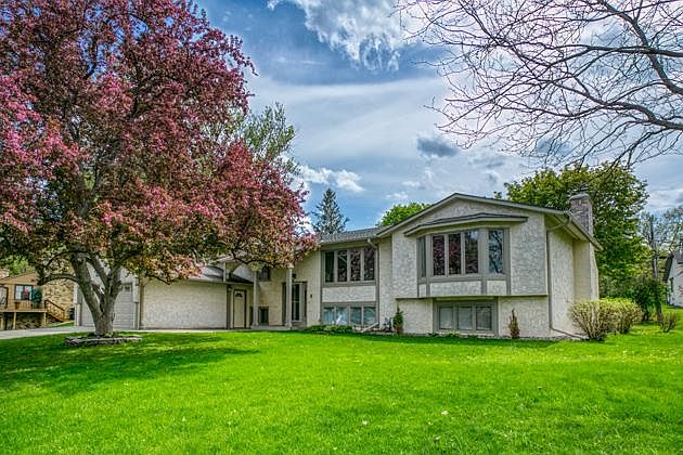 1st image of 10749 Zieglers Dr N