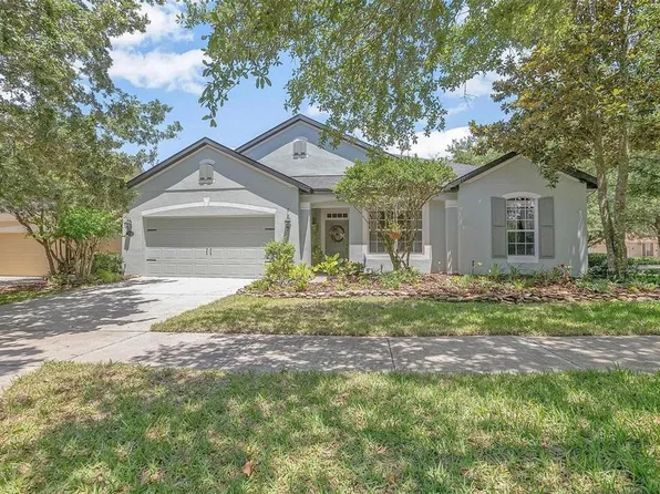 411 Park Lake Dr, Deland, FL 32724