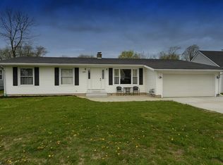 250 Elberta Rd, Vermilion, OH 44089