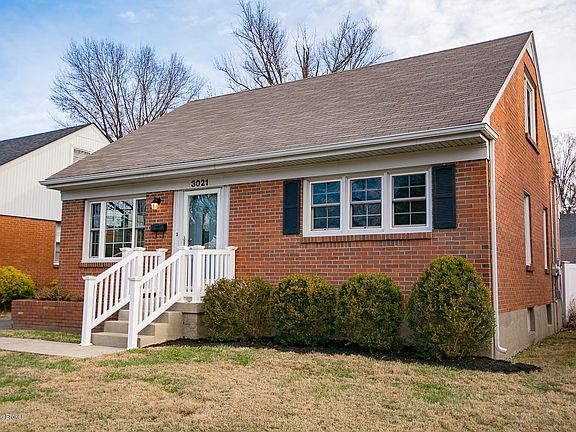 4th image of 3021 Nadina Dr