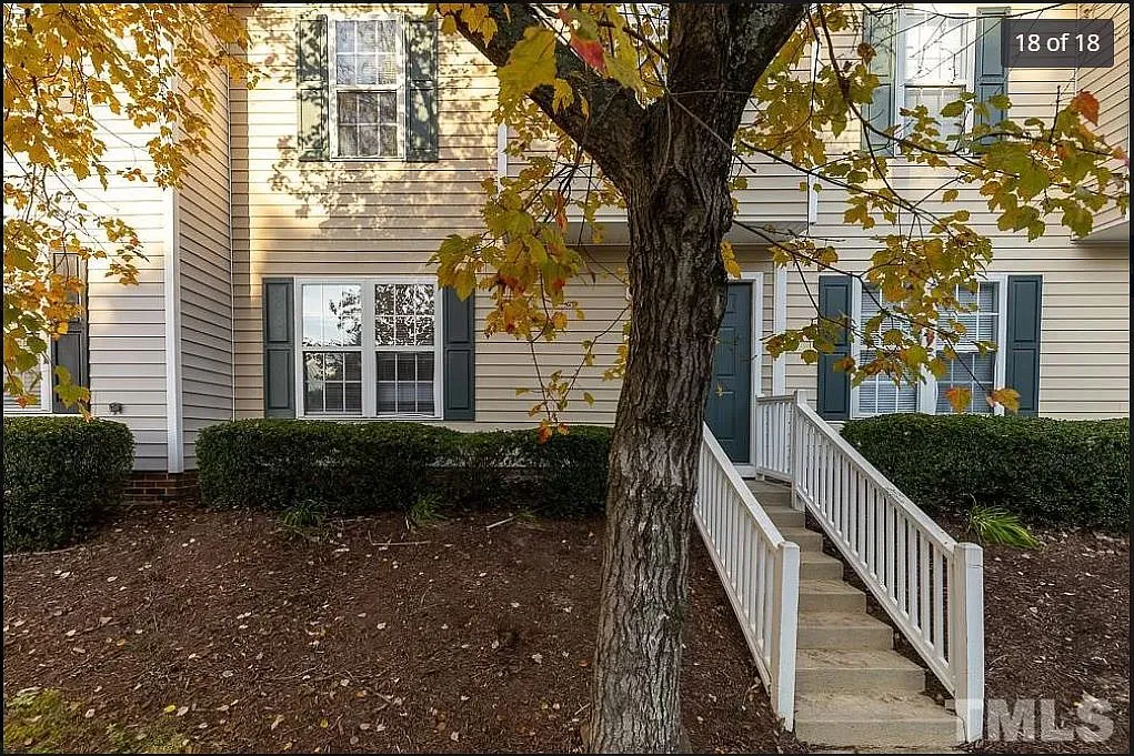 Building Photo - 2128 Walnut Bluffs Ln