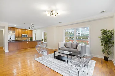 63 Sussex Street, #7