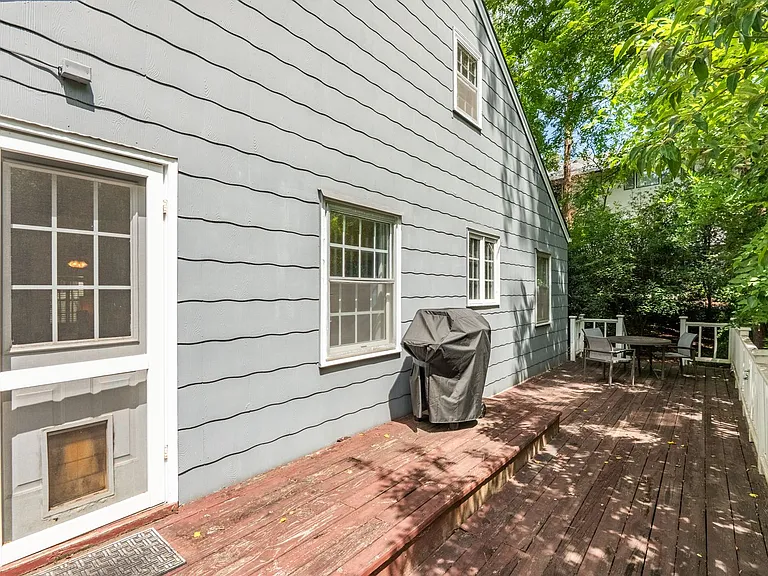 3002 Medlin Dr — Photo 24