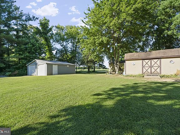 5th image of 37765 Indian Creek Dr