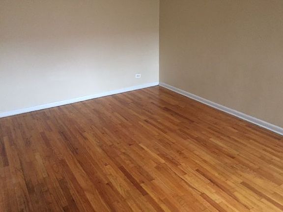 4th image of 1487 Nostrand Ave