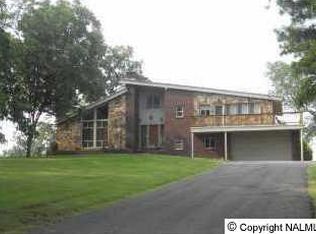 805 Skyhaven Rd, Boaz, AL 35956