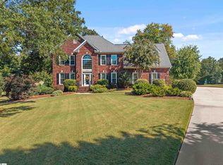 624 Driftwood Dr, Greer, SC 29651