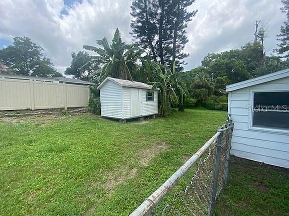 3rd image of 2709 Buckingham Ave