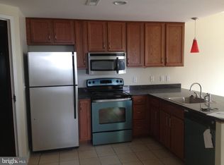 4203 Walnut St #306, Philadelphia, PA 19104