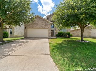 8443 Pale Horse Ln, San Antonio, TX 78254