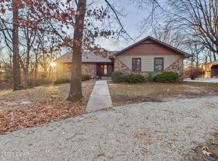 5137 Deer Run Loop, Carthage, MO 64836