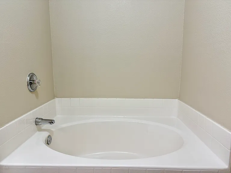 4945 Diamond Trace Trl — Photo 17