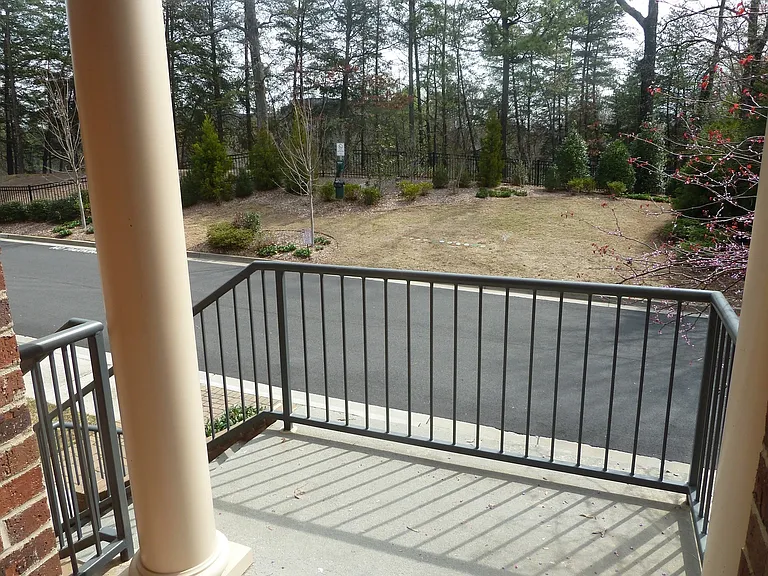 4727 Cypress Cmns — Photo 2