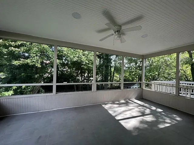 328 W Edmonston Dr — Photo 6