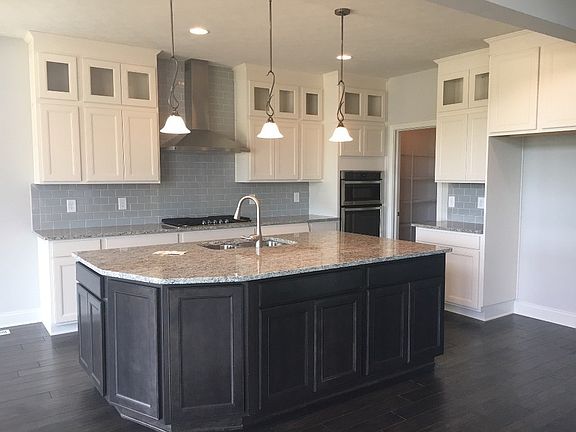 3rd image of 15759 Byrding Dr
