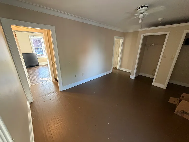149 W Main St — Photo 9