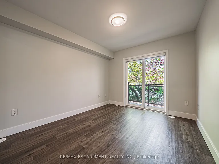 2061 Prospect St #209 — Photo 8
