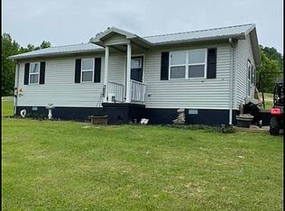 6800 Holy Cross Rd, Loretto, KY 40037