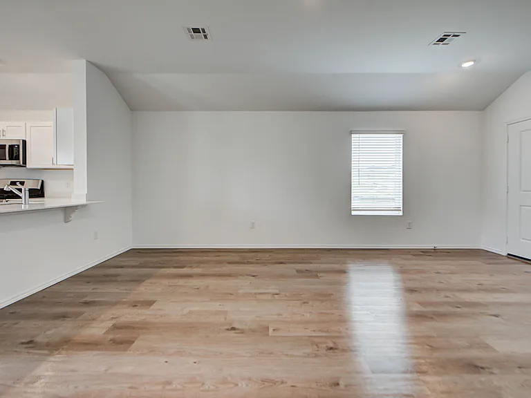 6100 Western Redbud Trl — Photo 13