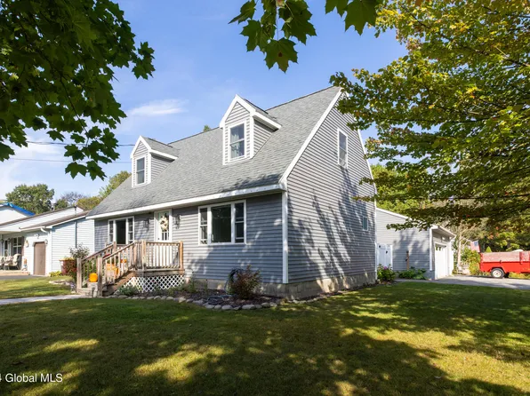 26 Arlington Street, Glens Falls, NY 12801