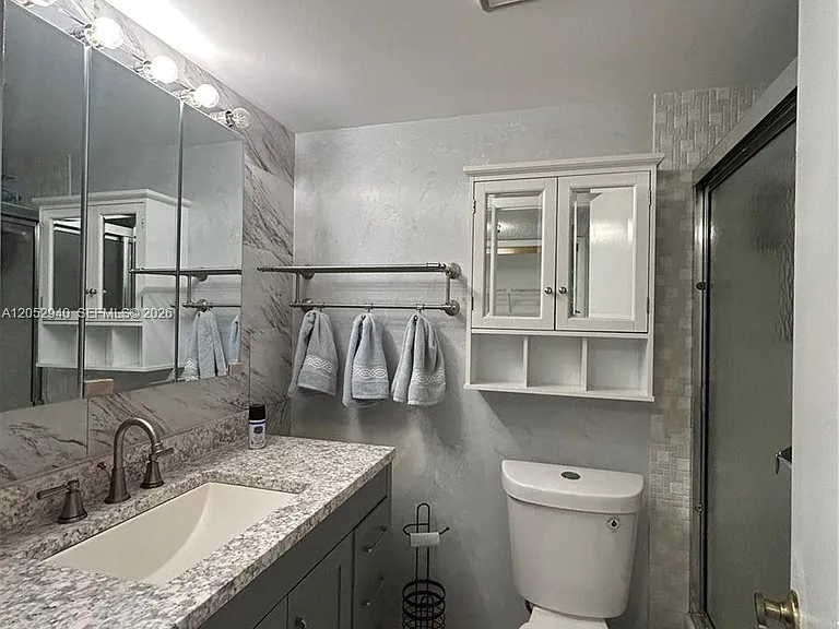 200 Gate Rd #202 — Photo 10