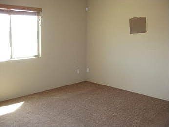 3rd image of 1313 W Park St