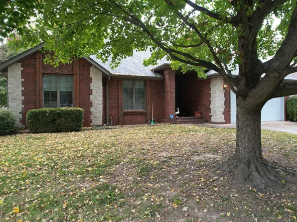 2541 S Overhill Avenue, Springfield, MO 65807