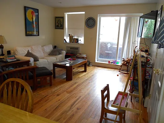 Rented by Urban Realty NYC | media 43